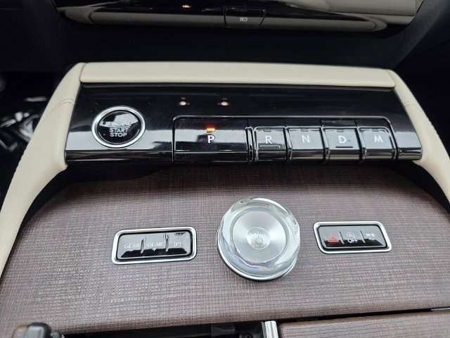 New 2027 Lincoln Navigator L Reserve w/ Jet Appearance Package RWD image 11