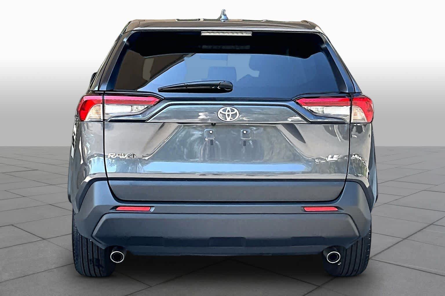 Certified 2025 Toyota RAV4 LE FWD image 9