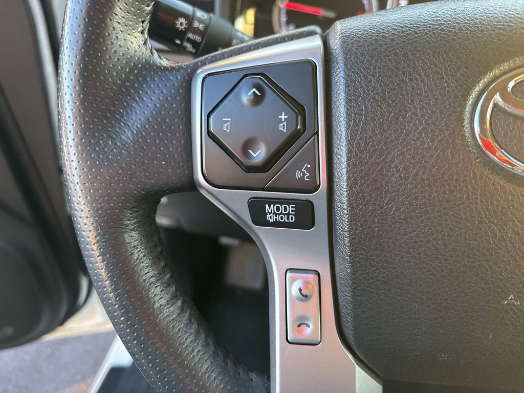 Used 2021 Toyota 4Runner Limited image 15