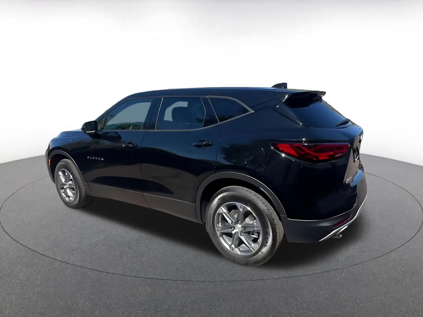 Used 2025 Chevrolet Blazer LT image 10