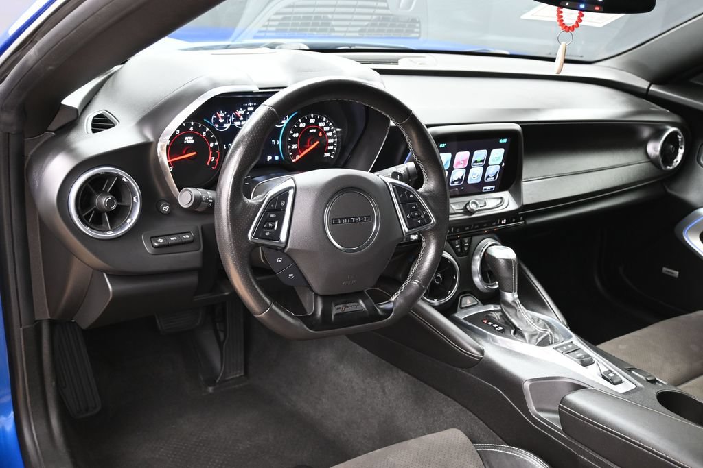 Used 2017 Chevrolet Camaro SS RWD image 17