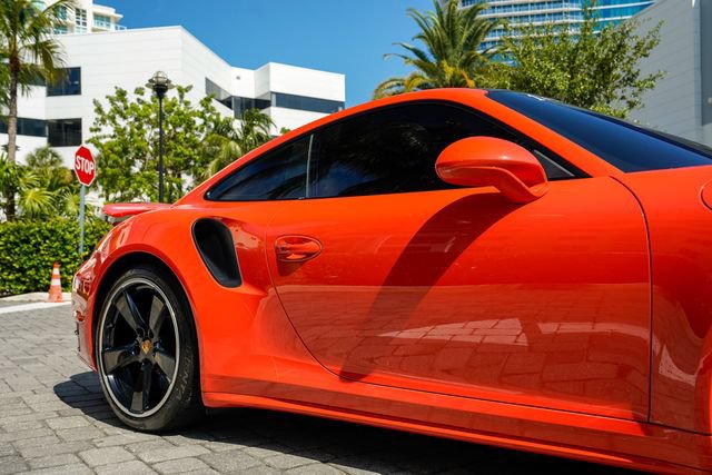 Used 2016 Porsche 911 4 Coupe AWD/4WD image 36