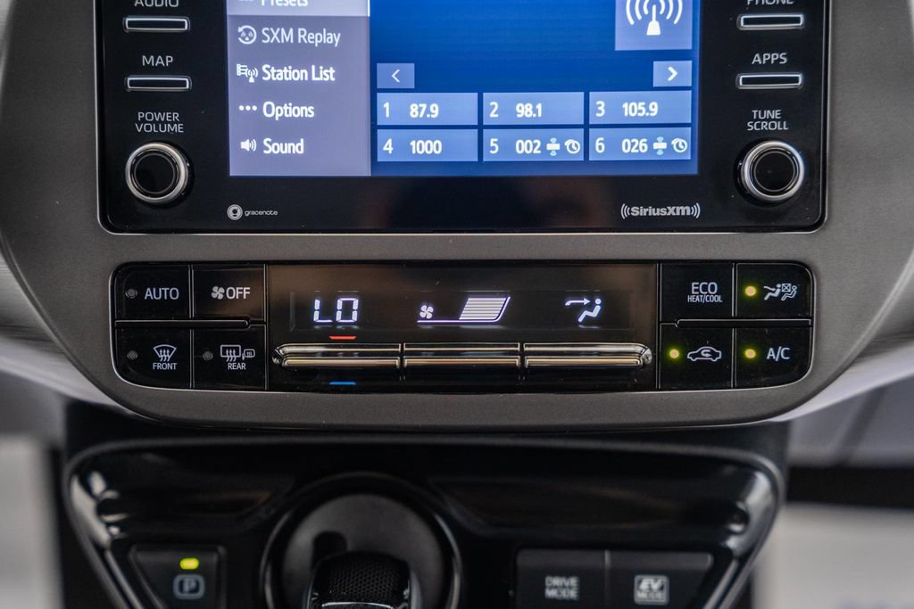 Certified 2021 Toyota Prius FWD image 25