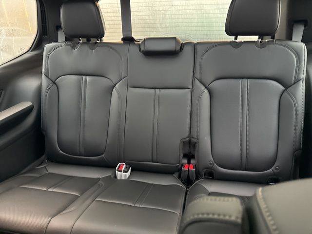 New 2026 Jeep Grand Wagoneer 4WD image 29