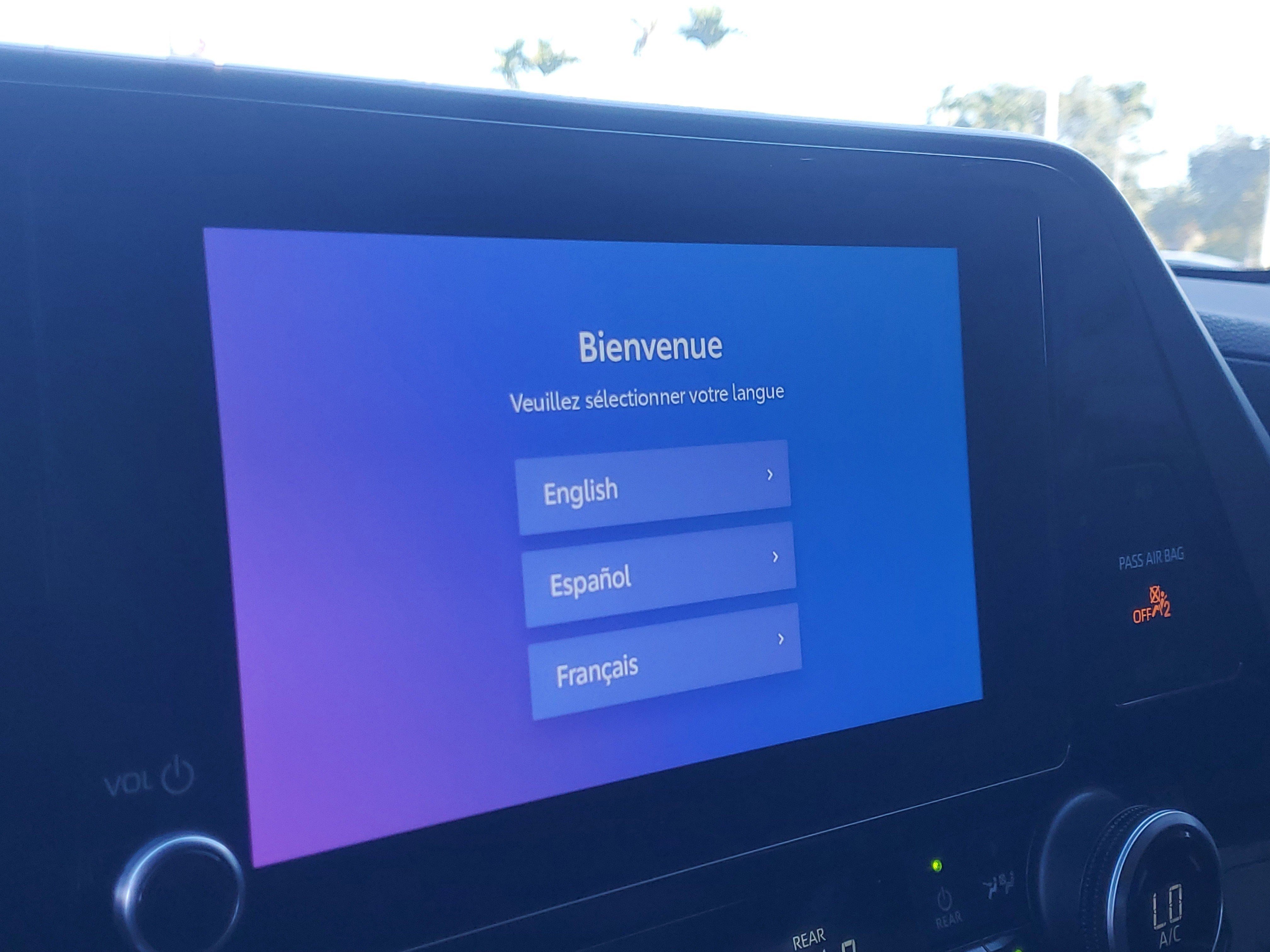 Used 2024 Toyota Highlander XLE image 24