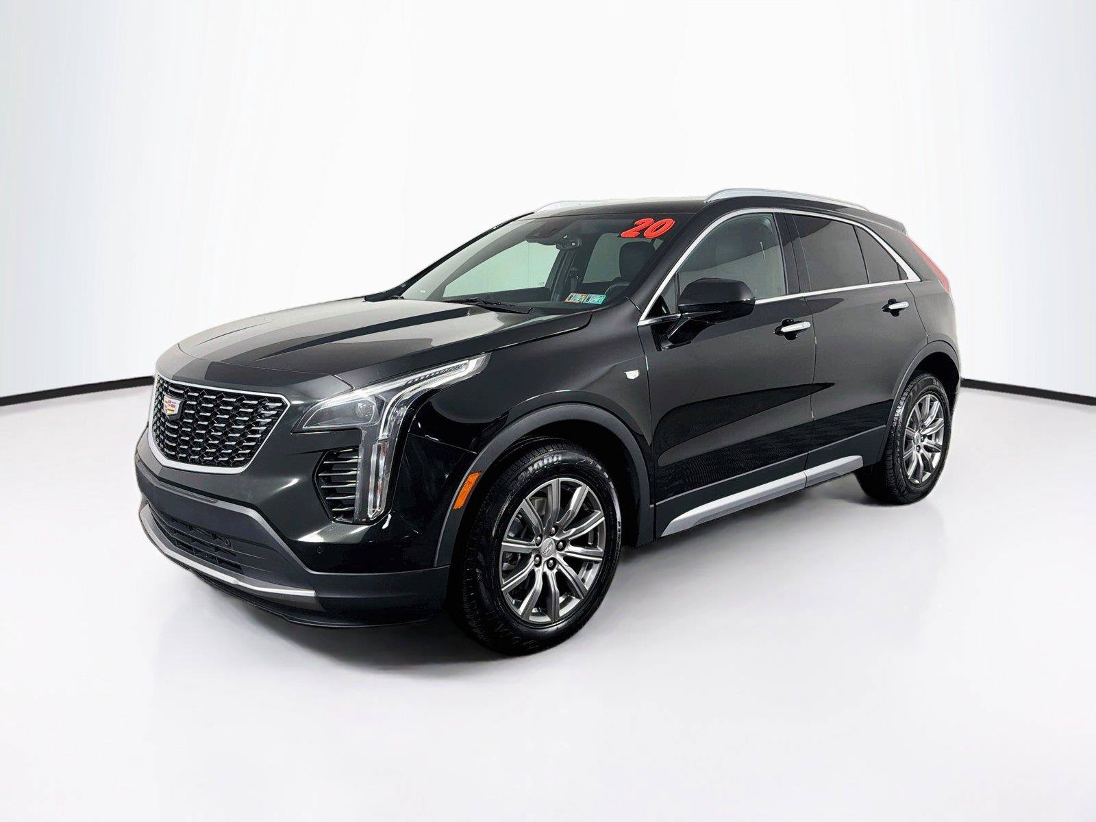 Used 2020 Cadillac XT4 Premium Luxury w/ Cold Weather Package AWD/4WD image 7