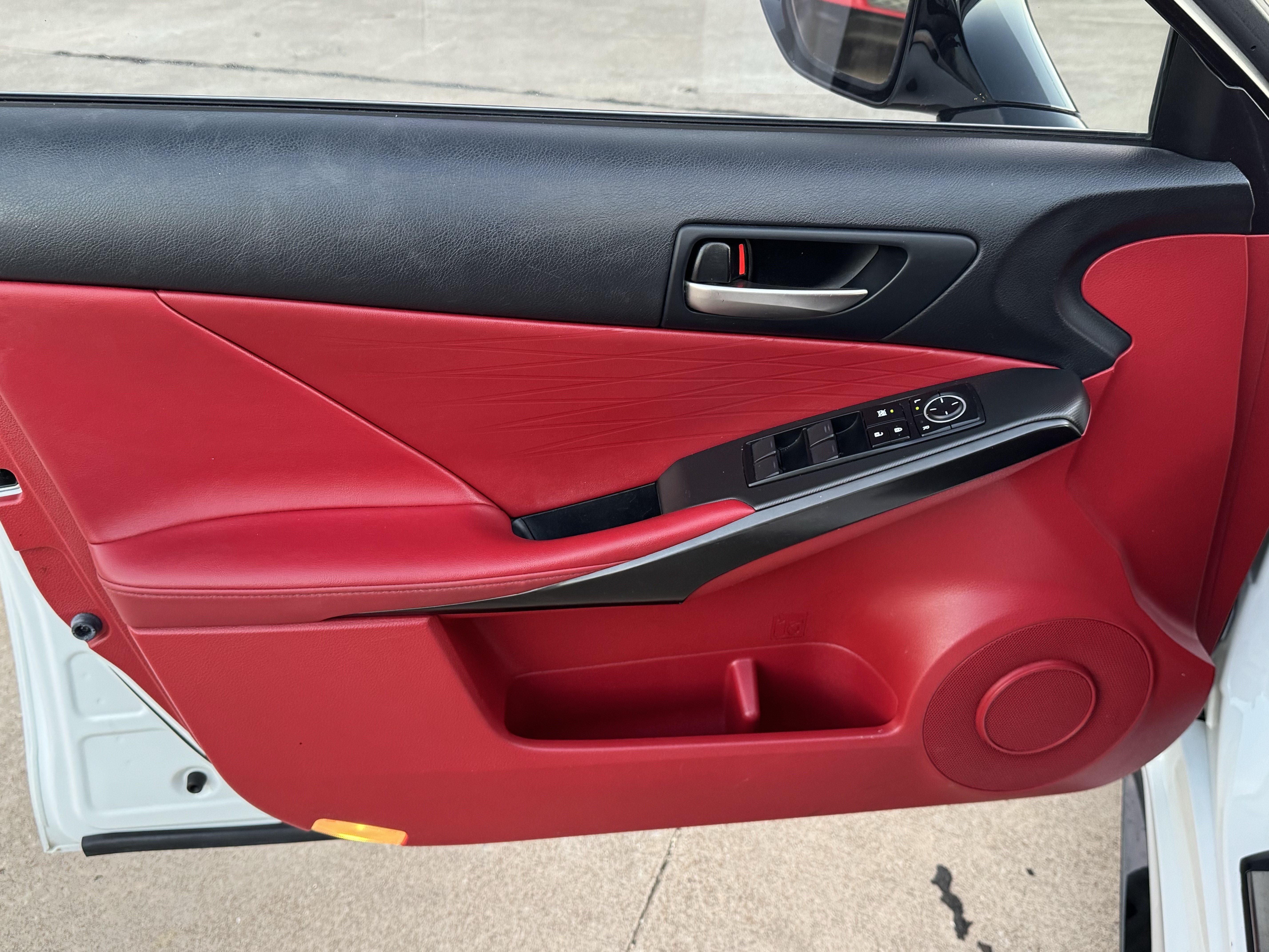 Used 2022 Lexus IS 350 F Sport RWD image 11
