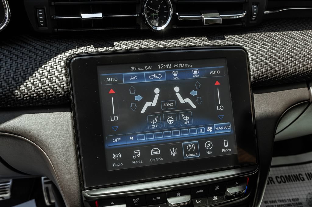 Used 2020 Maserati Quattroporte S GranLusso Q4 AWD/4WD image 22