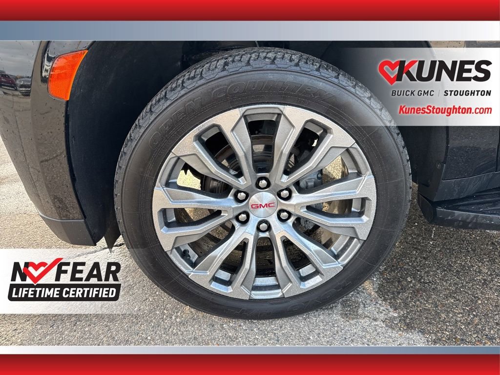 Used 2023 GMC Yukon XL Denali image 16