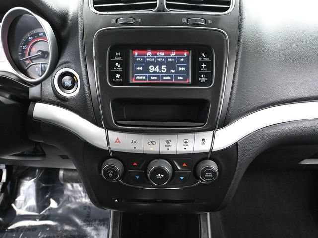 Used 2019 Dodge Journey SE FWD image 27