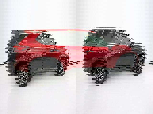 Certified 2025 Nissan Rogue S image 4