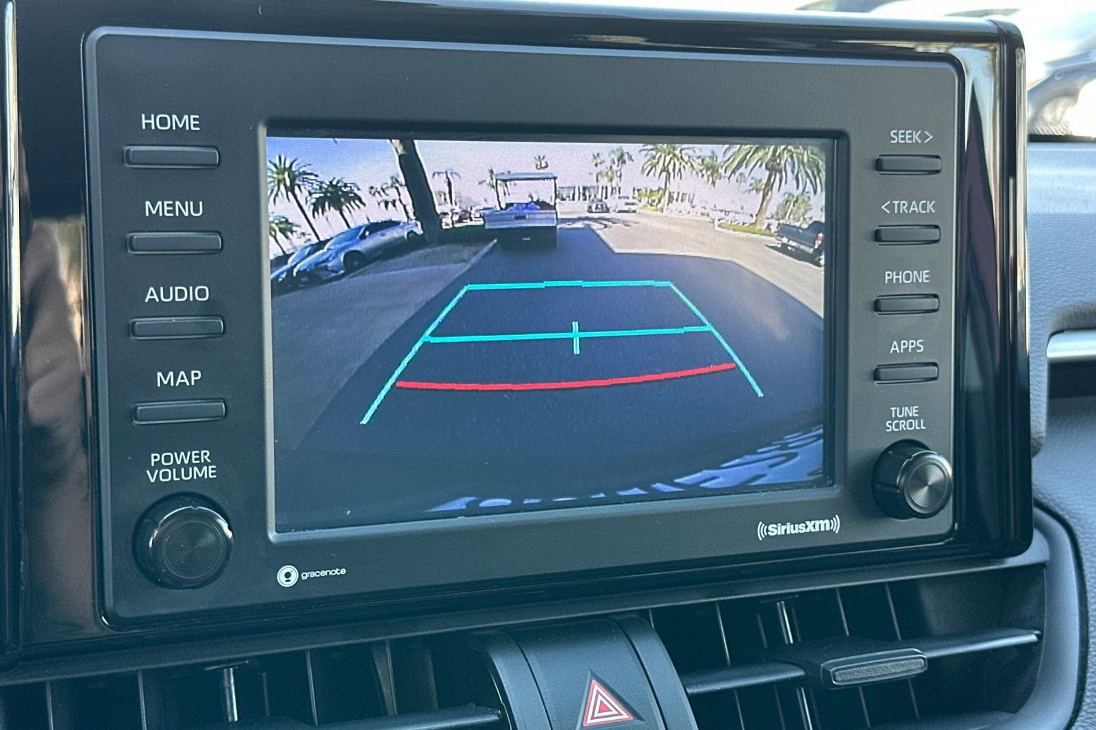 Used 2021 Toyota RAV4 XLE w/ Carpet Mat Package (TMS) image 20