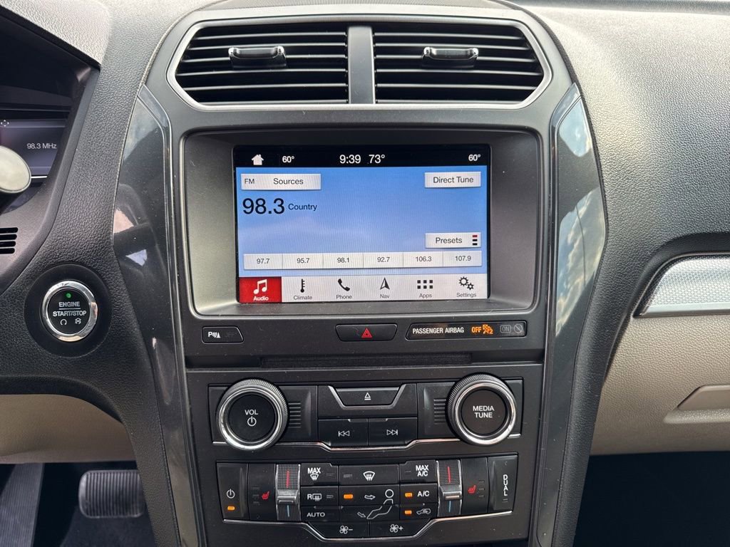 Used 2018 Ford Explorer XLT w/ Equipment Group 202A FWD image 39