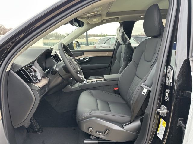 New 2026 Volvo XC90 B6 Plus w/ Protection Package Premier image 14