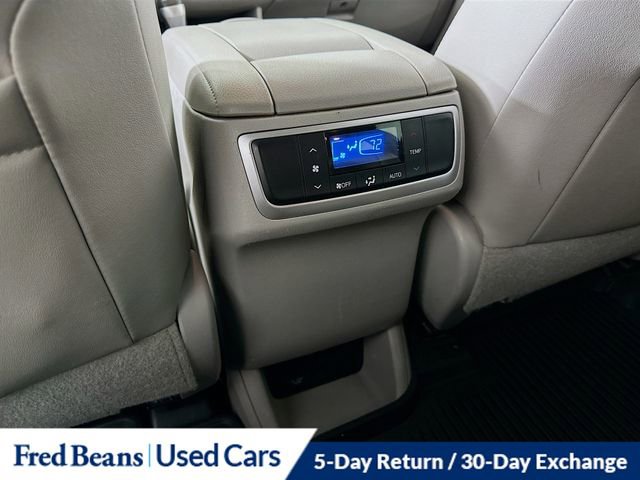Used 2019 Toyota Highlander Limited image 29