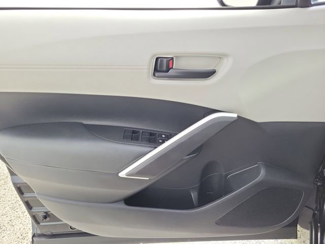 Used 2025 Toyota Corolla Cross L FWD image 21