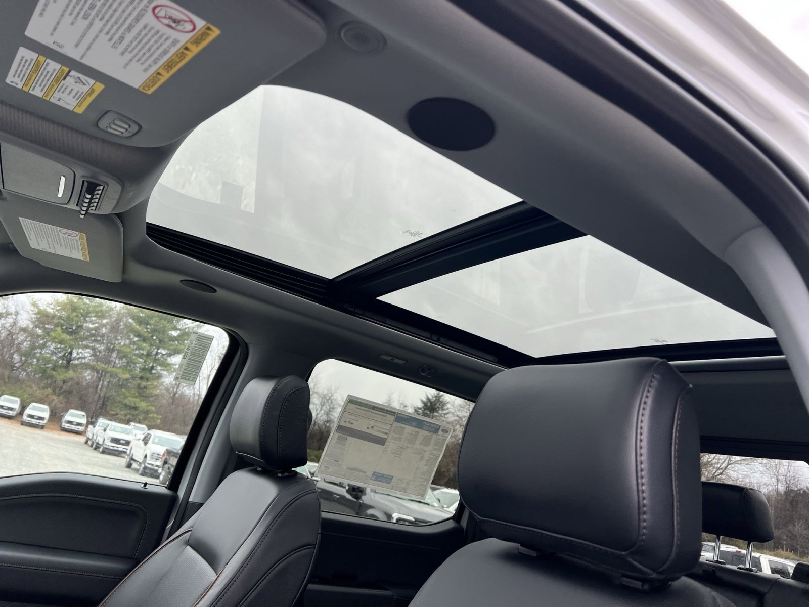 New 2026 Ford F350 Lariat w/ Black Appearance Package image 24