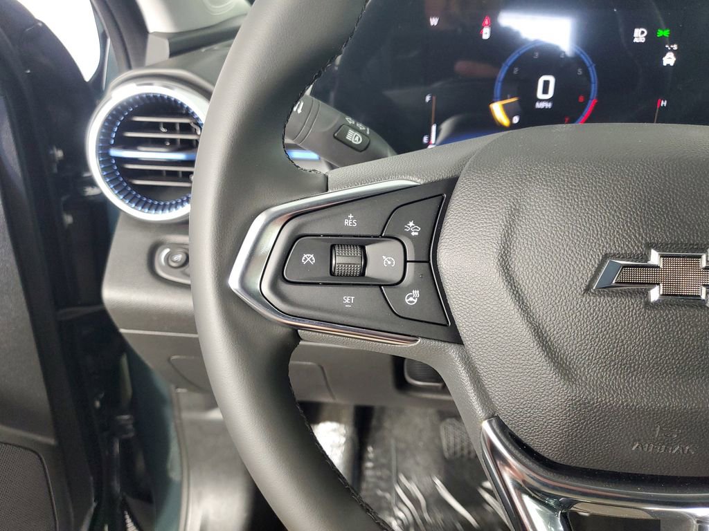 New 2026 Chevrolet Trax LT w/ Midnight Edition image 25