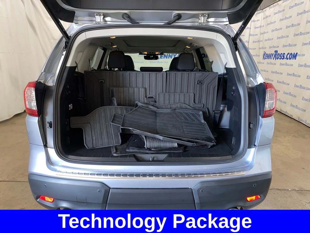 Certified 2023 Subaru Ascent Limited w/ Technology Package image 13