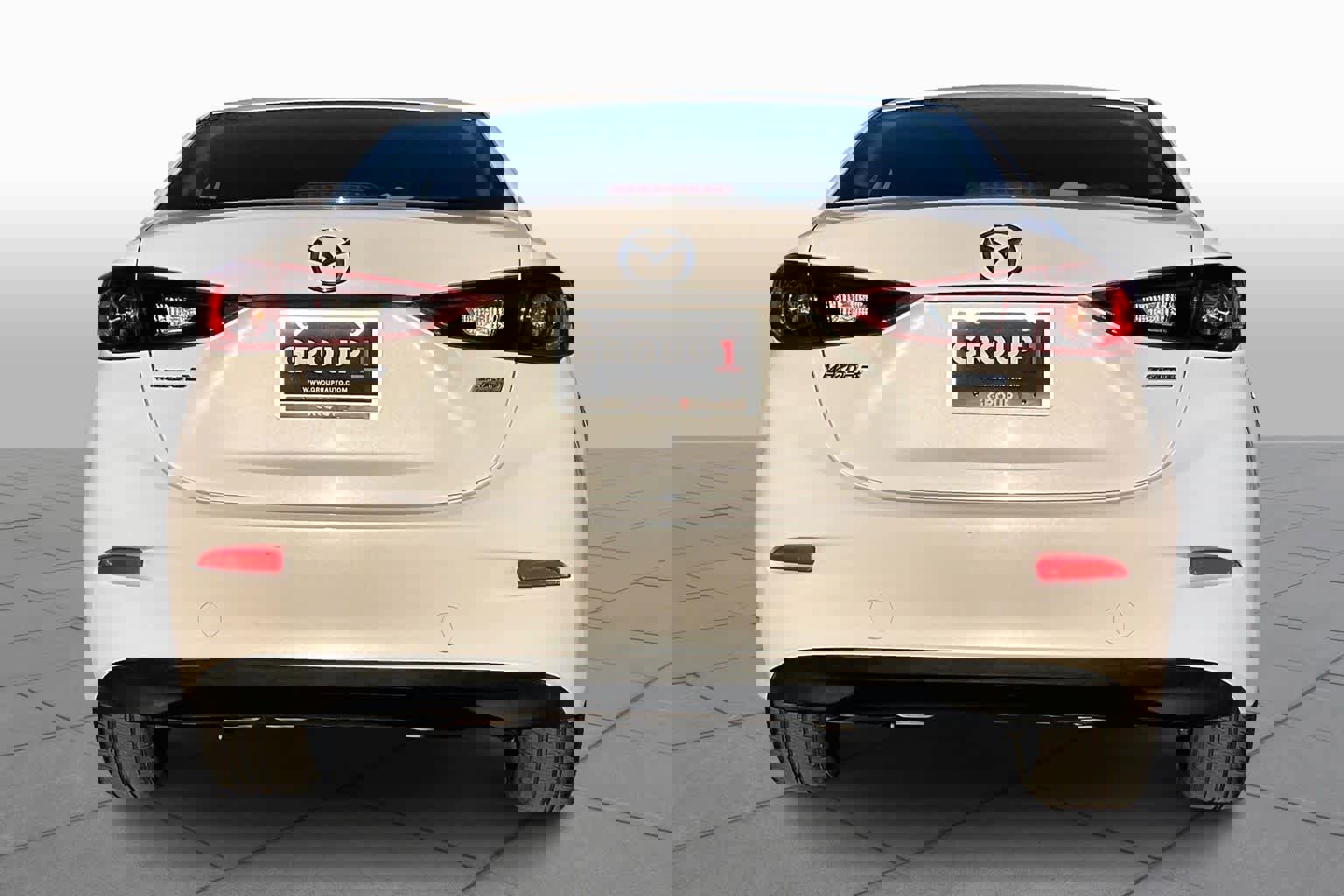 Used 2015 MAZDA MAZDA3 i Sport image 4