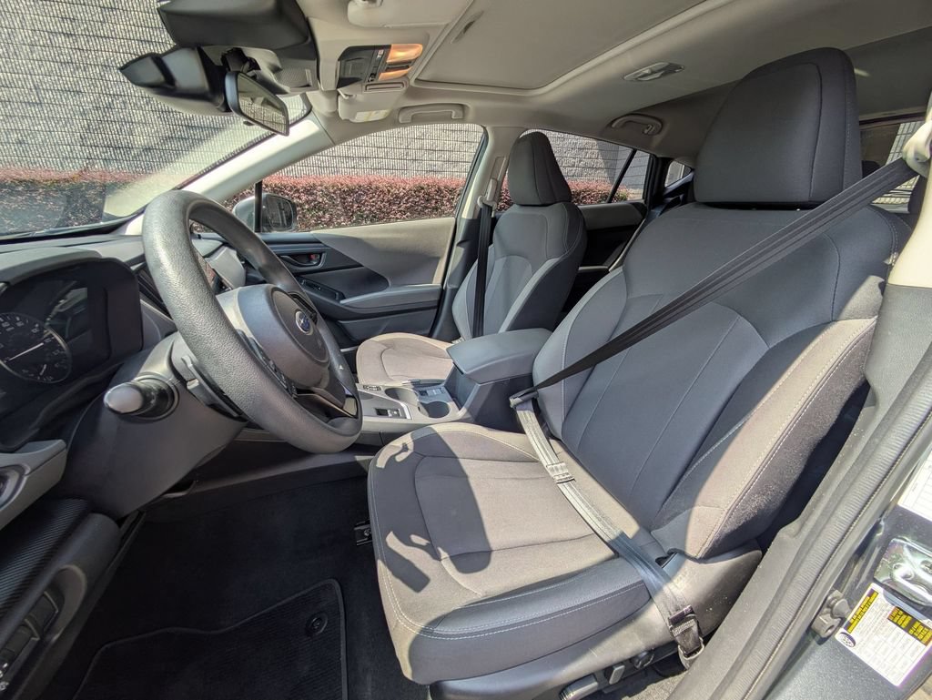Used 2025 Subaru Crosstrek 2.5i Premium AWD/4WD image 25