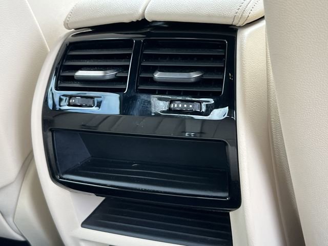 Used 2022 BMW 540i w/ Premium Package RWD image 38