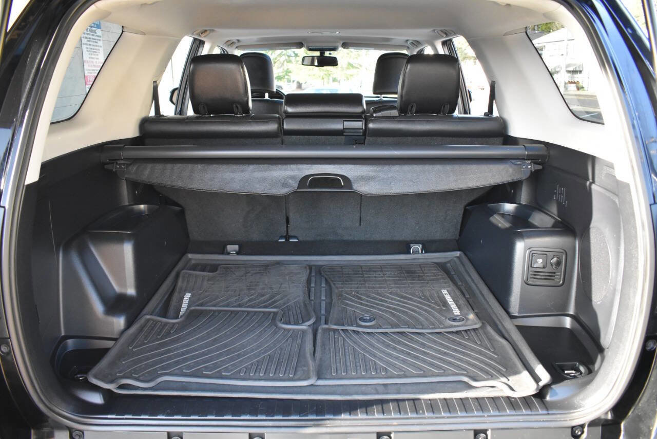 Used 2016 Toyota 4Runner Limited image 42