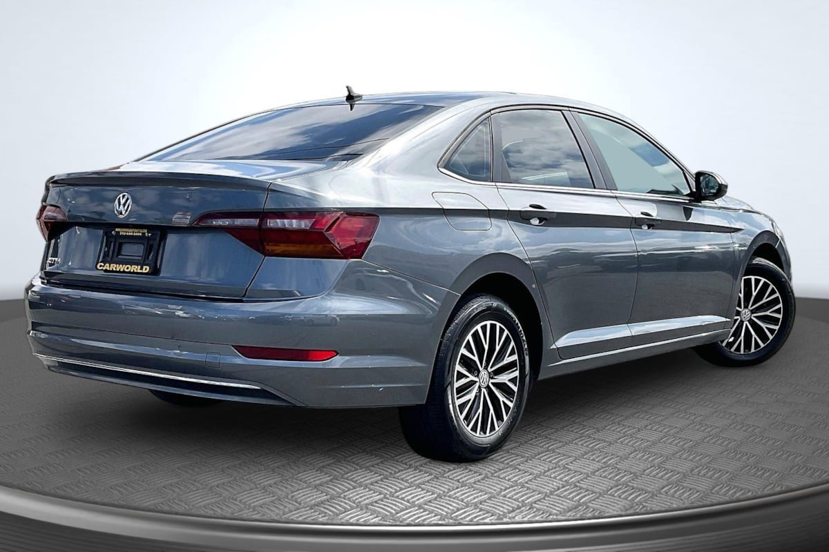 Used 2019 Volkswagen Jetta SE FWD image 13