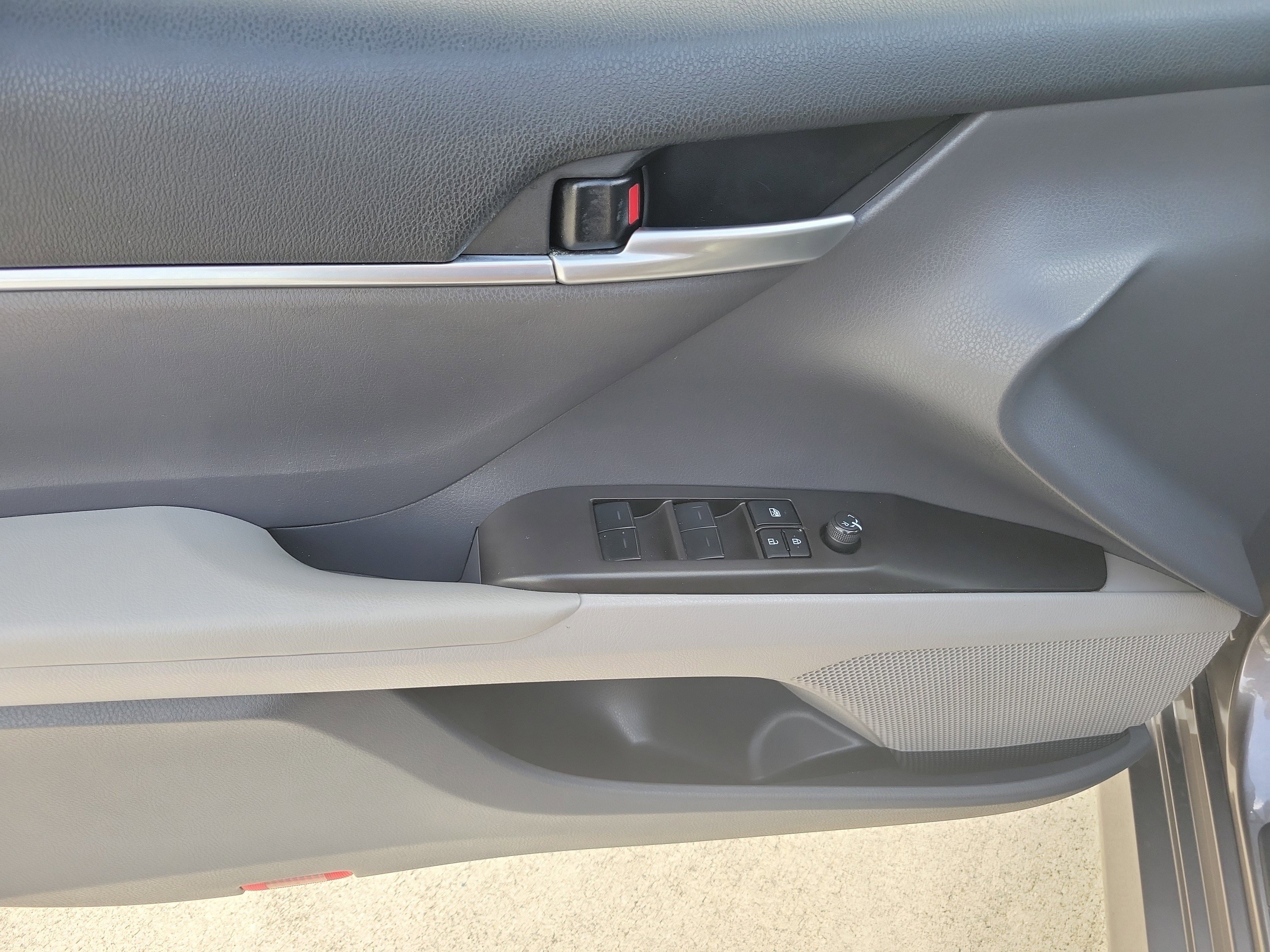 Used 2023 Toyota Camry LE FWD image 20