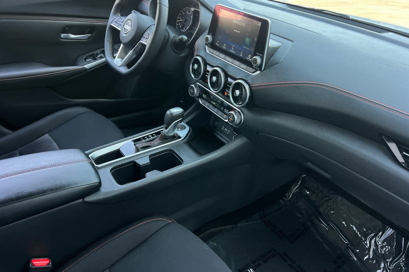Certified 2025 Nissan Sentra SR FWD image 16