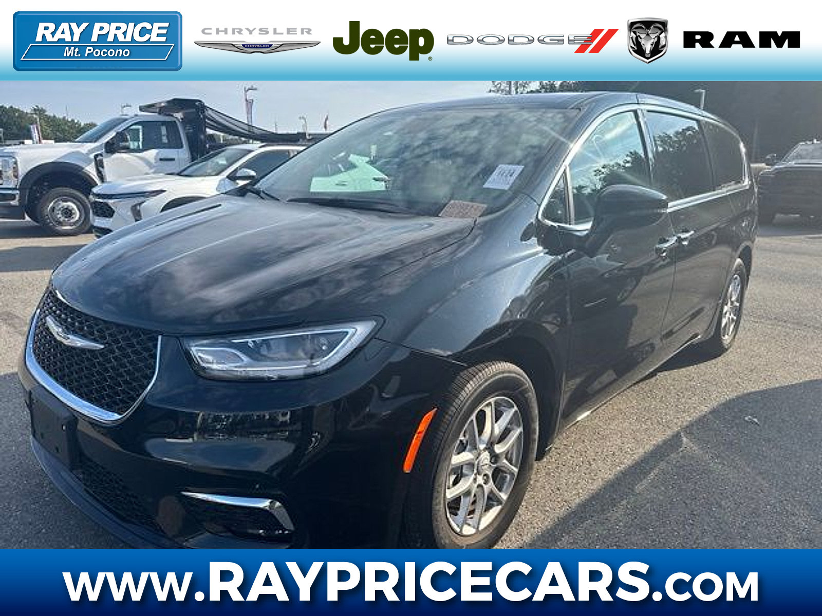 Used 2026 Chrysler Pacifica Select FWD image 1