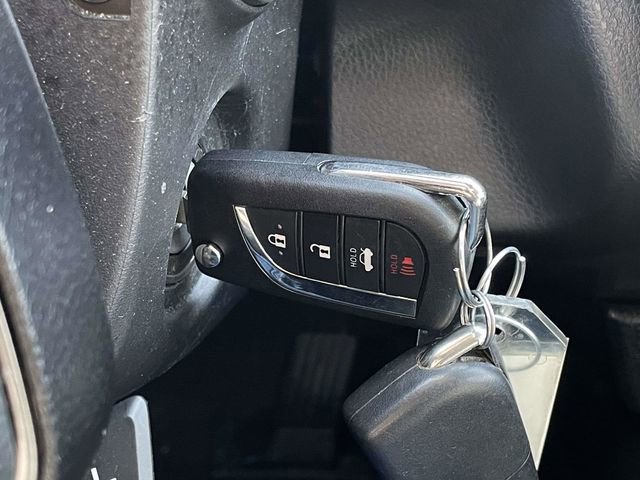 Used 2022 Toyota Camry SE image 24