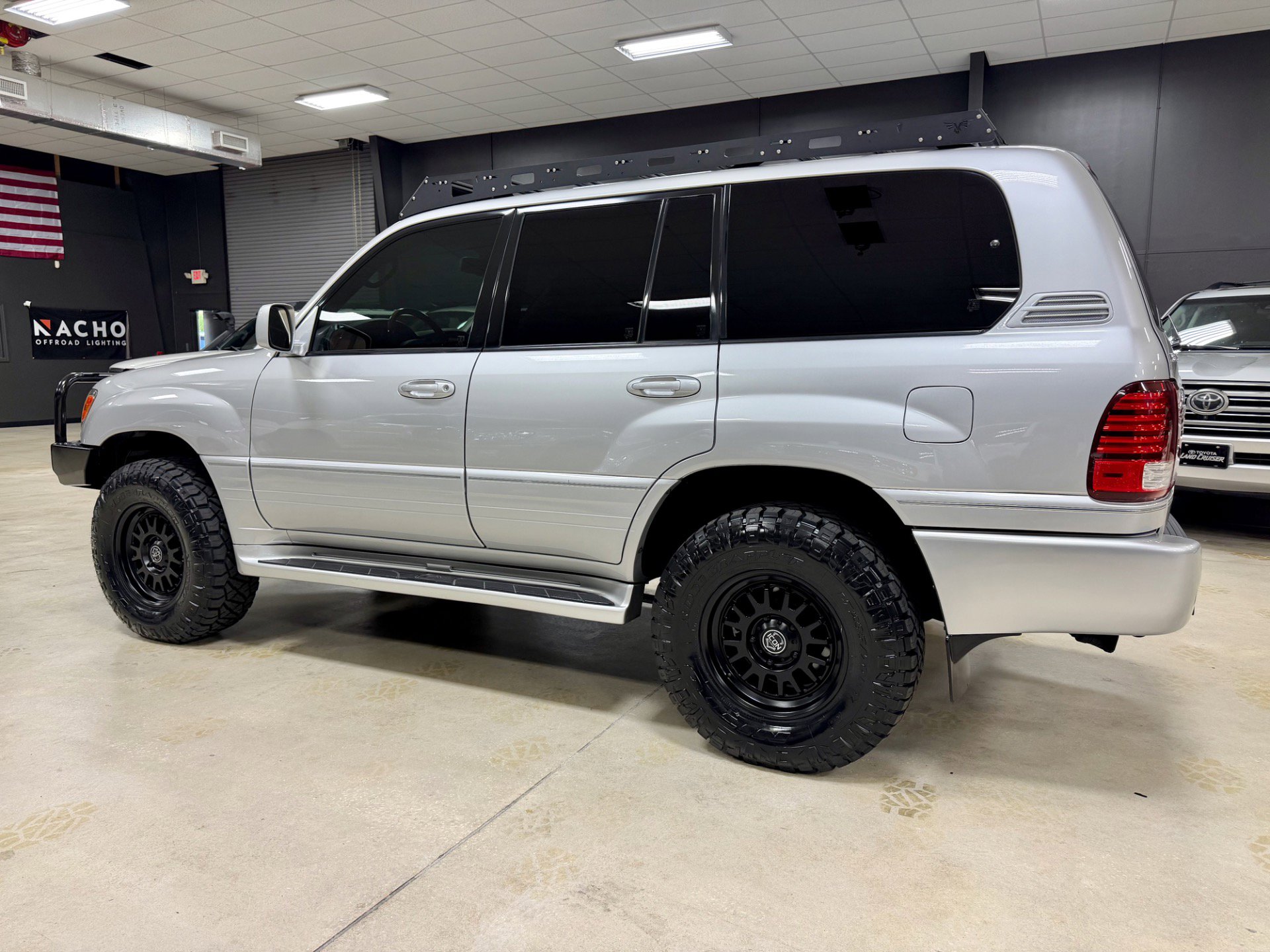 Used 2006 Lexus LX 470 image 11