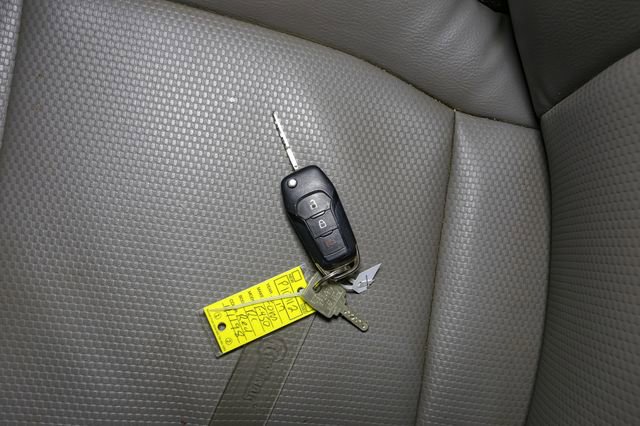 Used 2017 Ford F550 4x4 Regular Cab Super Duty image 33