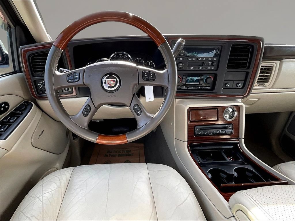 Used 2004 Cadillac Escalade EXT AWD/4WD image 9