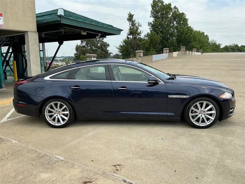 Used 2014 Jaguar XJ AWD image 8