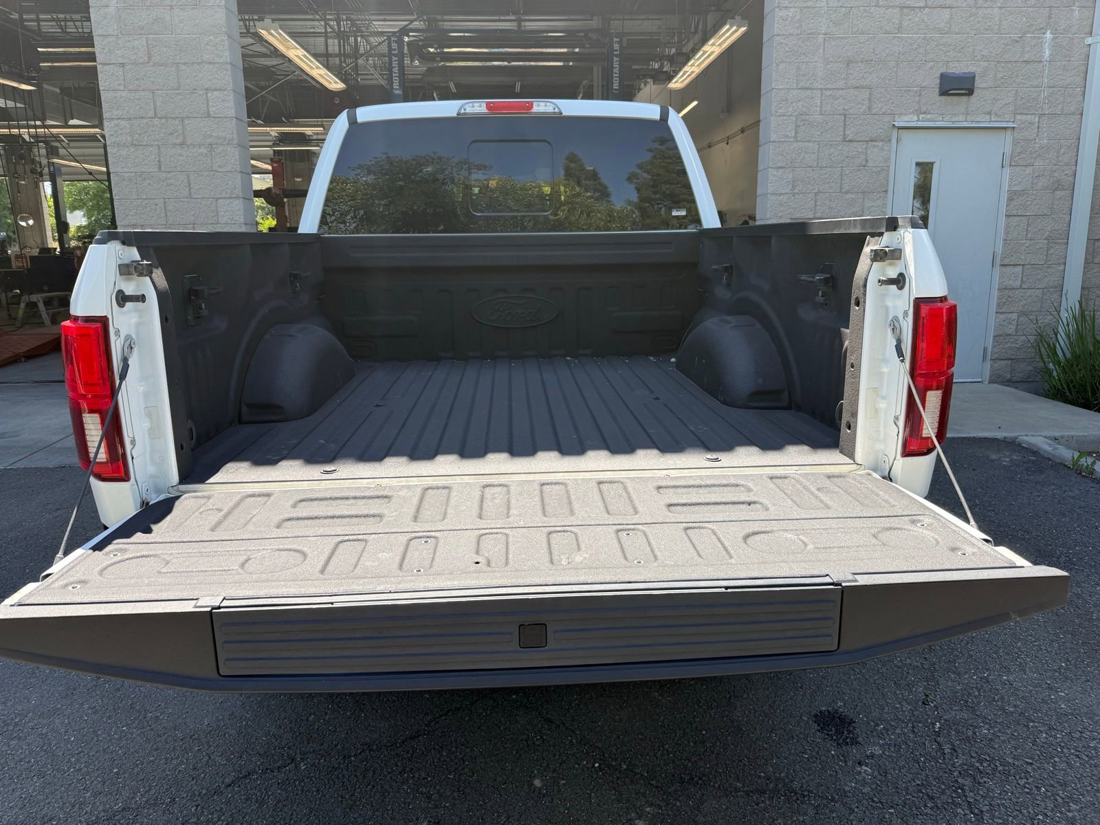 Used 2020 Ford F150 King Ranch w/ Equipment Group 601A Luxury AWD/4WD image 5