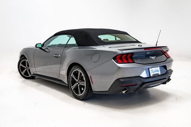 Used 2025 Ford Mustang Premium image 26