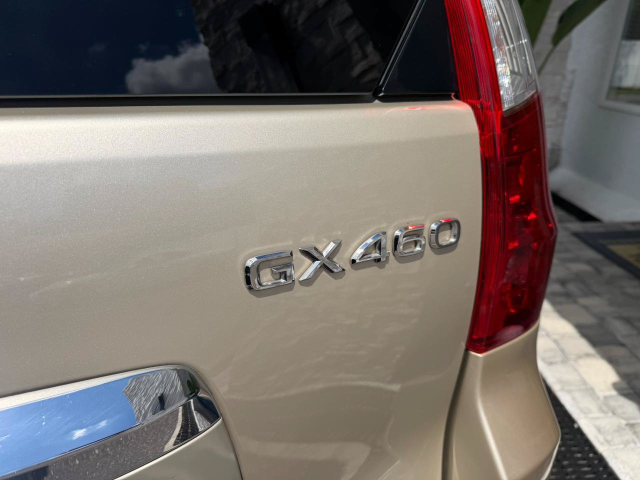 Used 2012 Lexus GX 460 w/ Comfort Plus Pkg AWD/4WD image 16