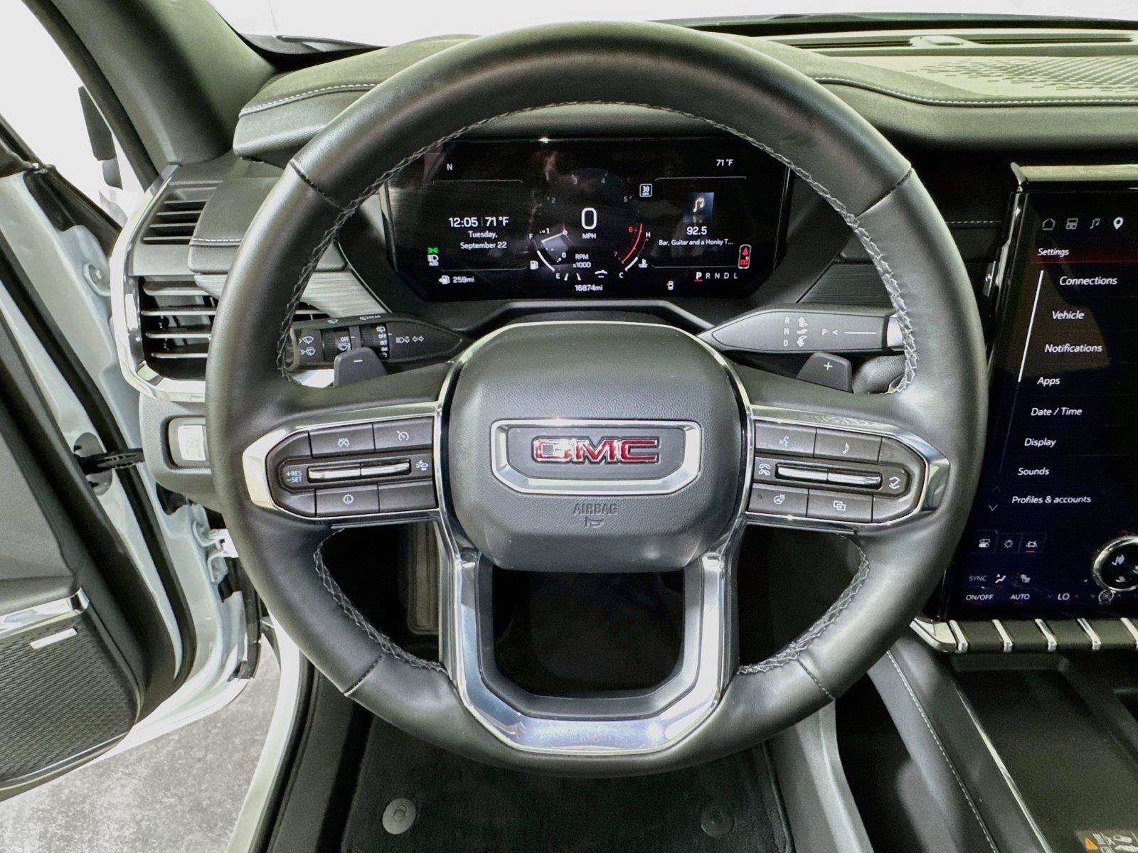 Certified 2026 GMC Acadia Elevation FWD image 9