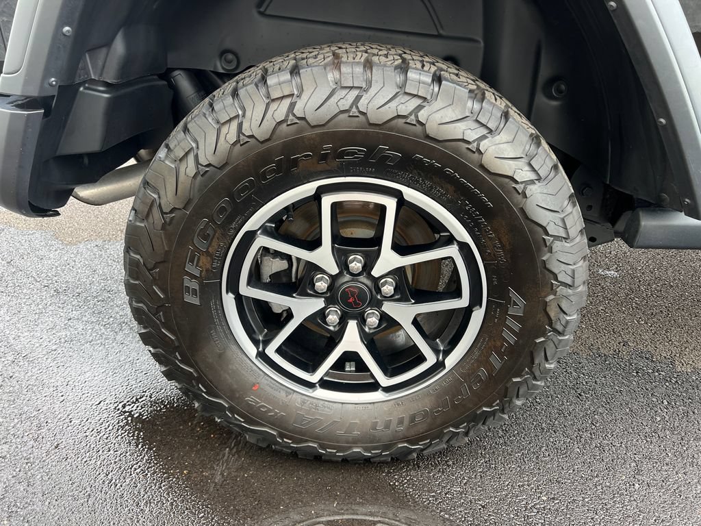Used 2025 Jeep Wrangler Unlimited Rubicon AWD/4WD image 32