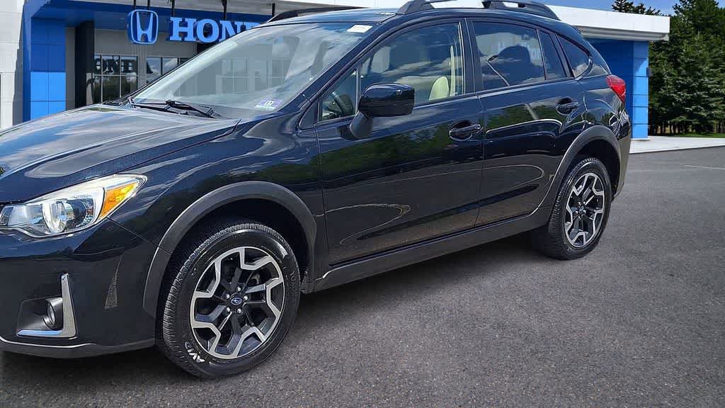 Used 2016 Subaru Crosstrek 2.0i Premium AWD/4WD image 4