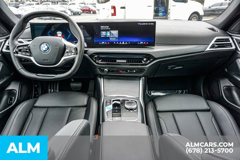 Used 2025 BMW i4 eDrive40 image 27