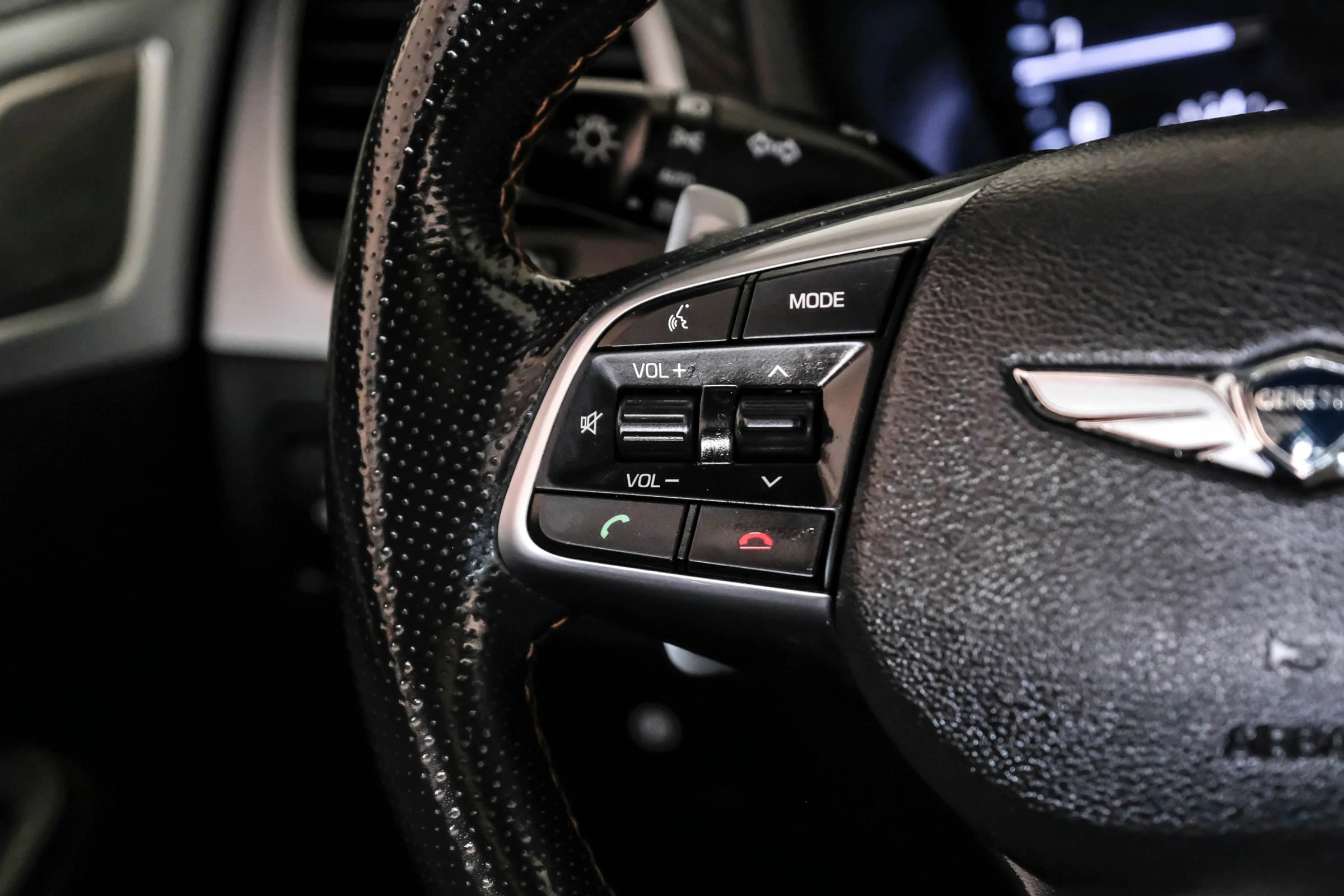 Used 2019 Genesis G80 3.3T Sport RWD image 16