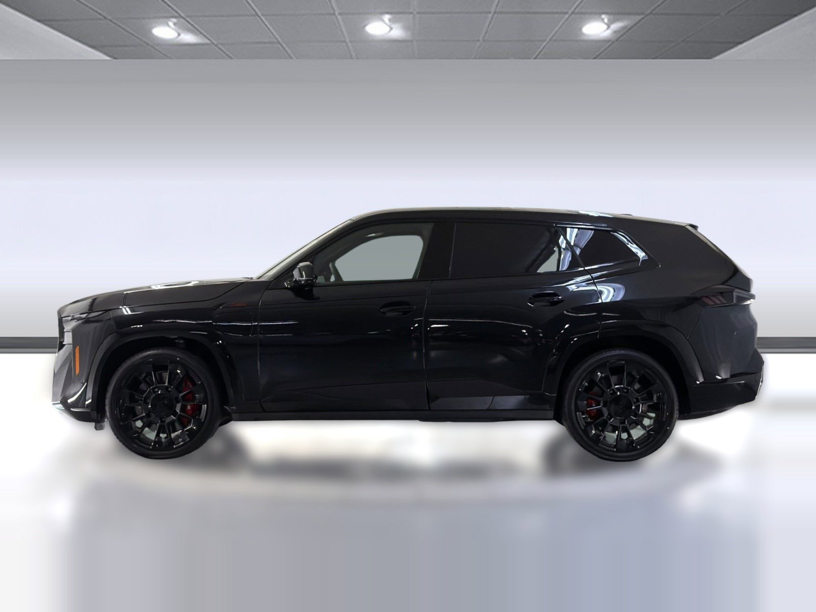 New 2026 BMW XM Label Red w/ M Driver's Package image 2