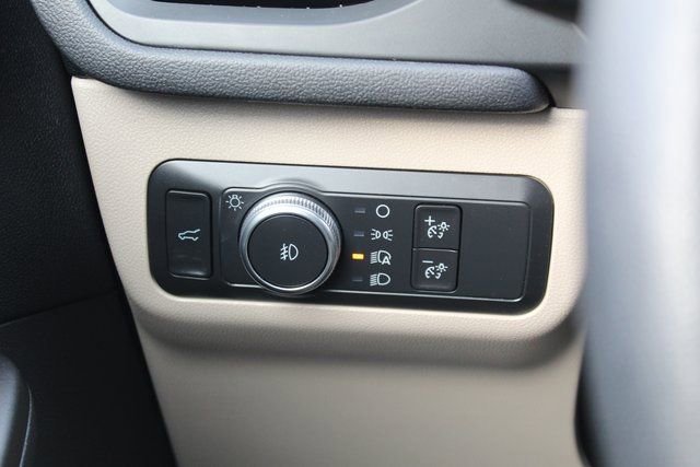 Used 2020 Ford Escape Titanium image 20