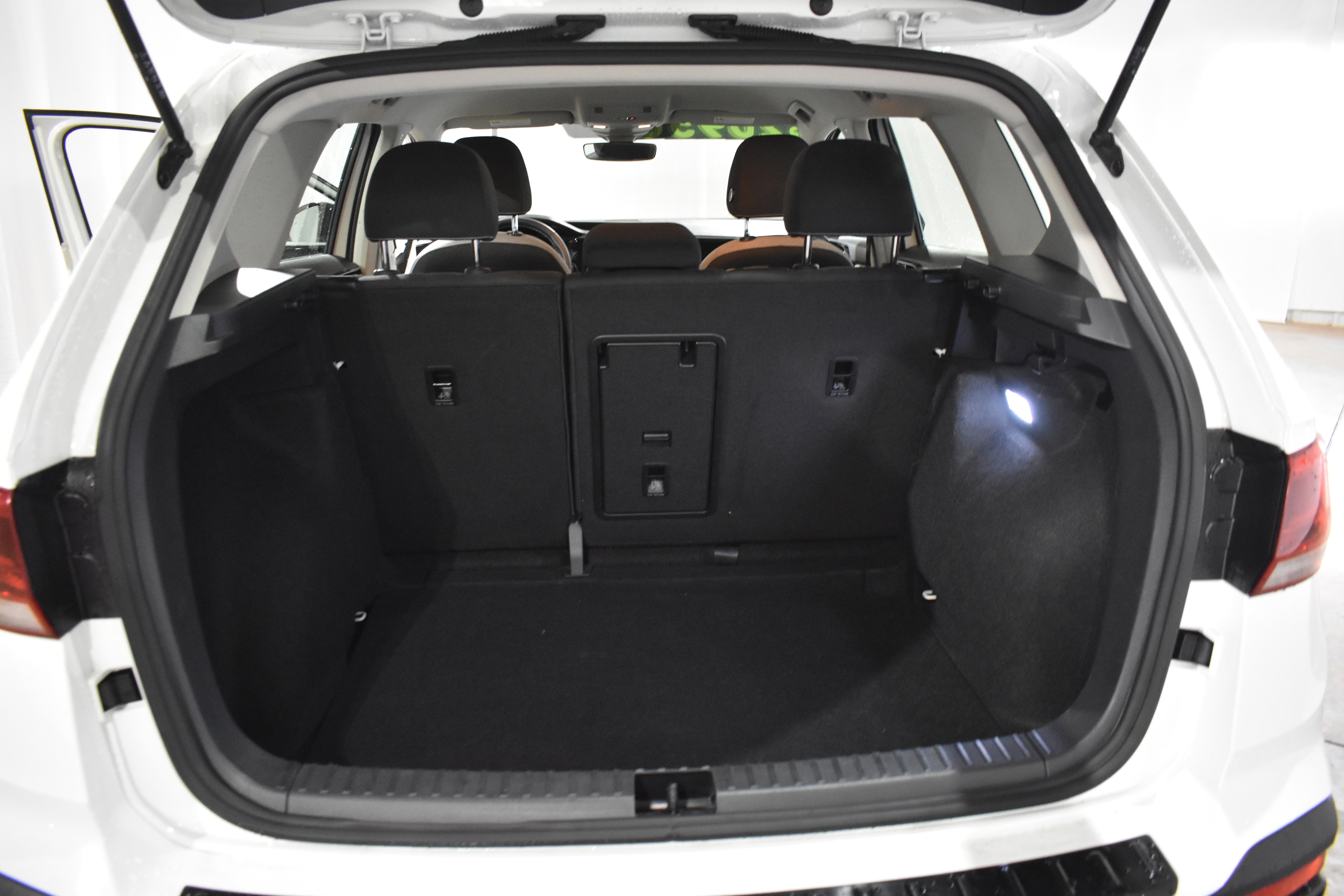 Used 2024 Volkswagen Taos S image 30