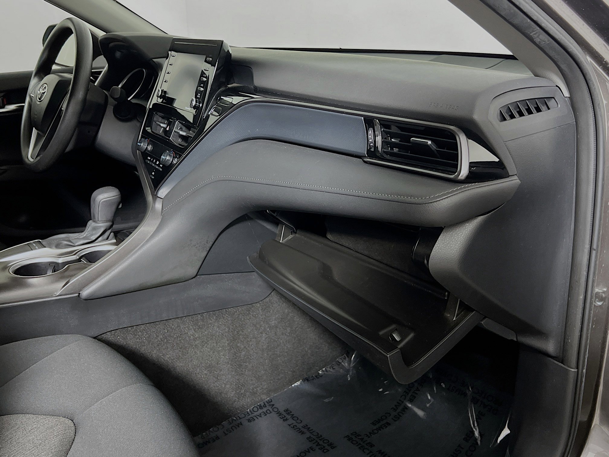 Used 2024 Toyota Camry LE w/ Convenience Package FWD image 35