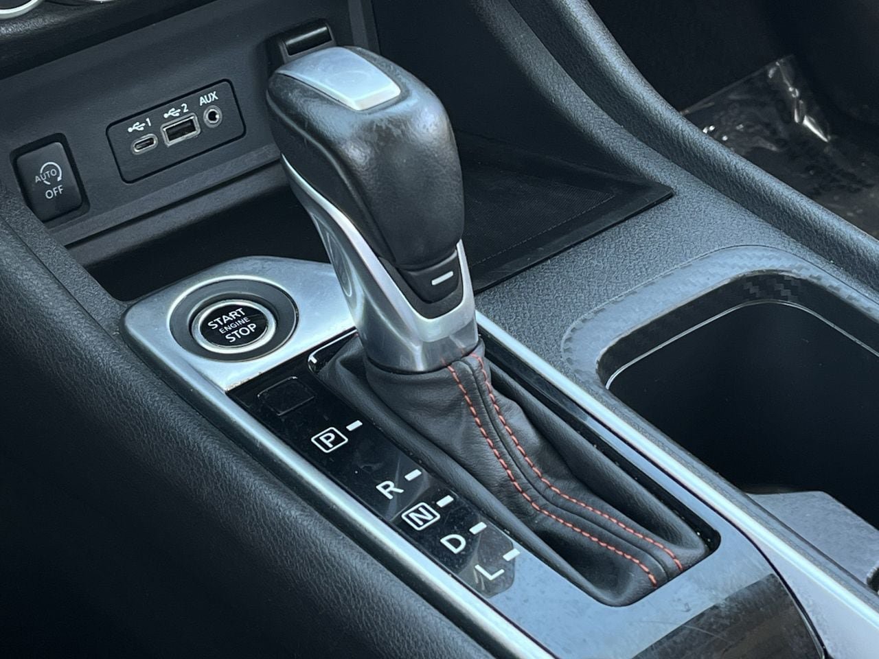 Used 2025 Nissan Sentra SR FWD image 17