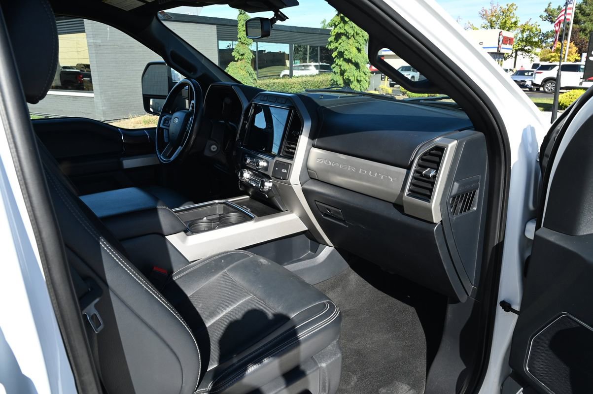 Used 2022 Ford F350 Lariat w/ Chrome Package image 49